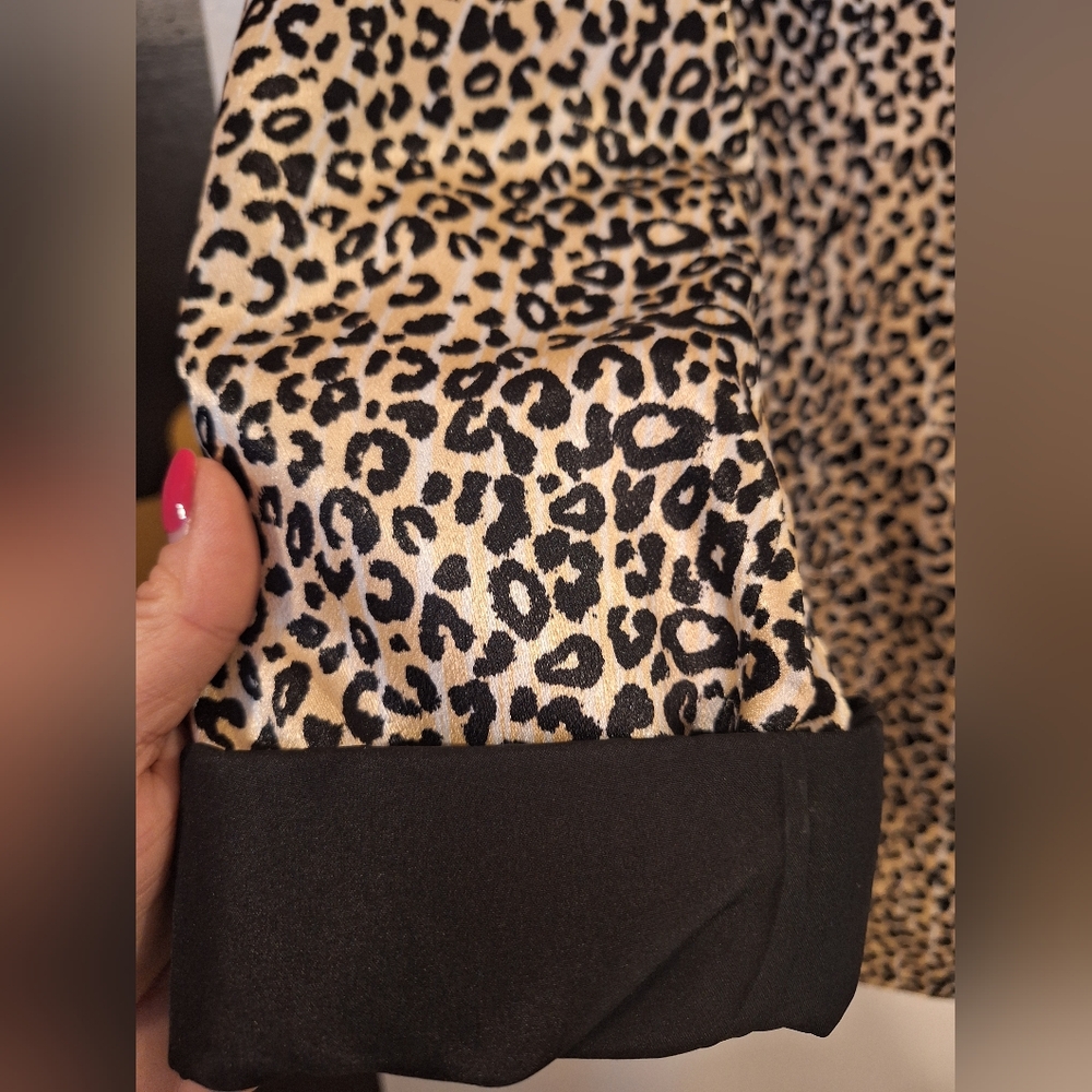 Fun business casual leopard print blazer by Nine West - Picture 3 of 9
